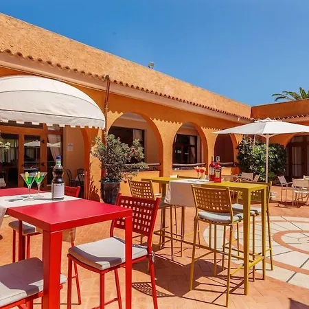 Hotel Blu Laconia Village