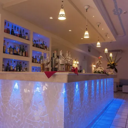 Hotell Blu Laconia Village Cannigione