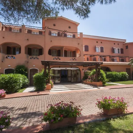Blu Laconia Village 4*