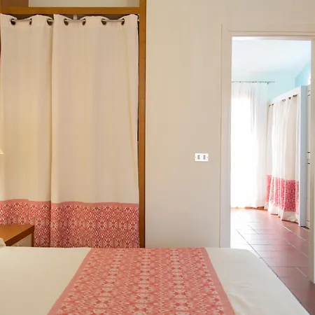 Blu Laconia Village Отель