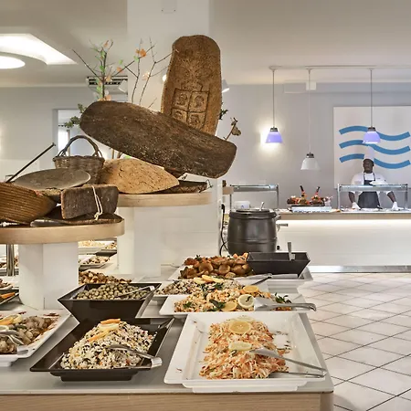 Blu Laconia Village Hotell Cannigione