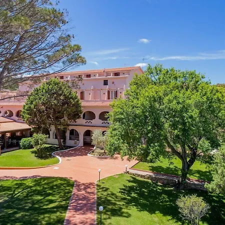 Hotell Blu Laconia Village Cannigione