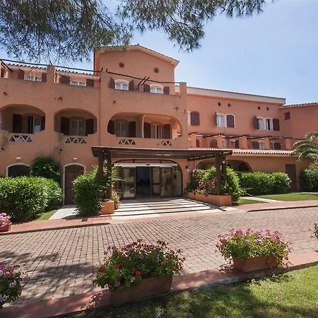 Hotell Blu Laconia Village 4*