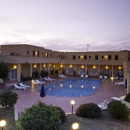 Hotel Blu Laconia Village