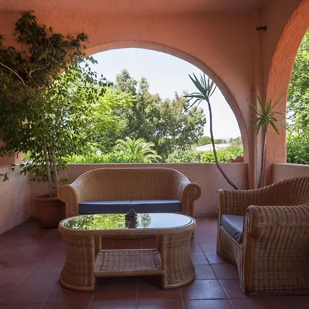 Hotel Blu Laconia Village