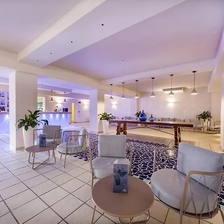 Blu Laconia Village 4*