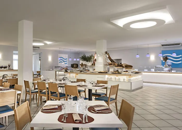 Blu Laconia Village 4*