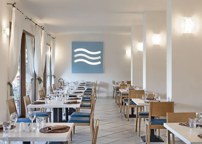 Blu Laconia Village 4*