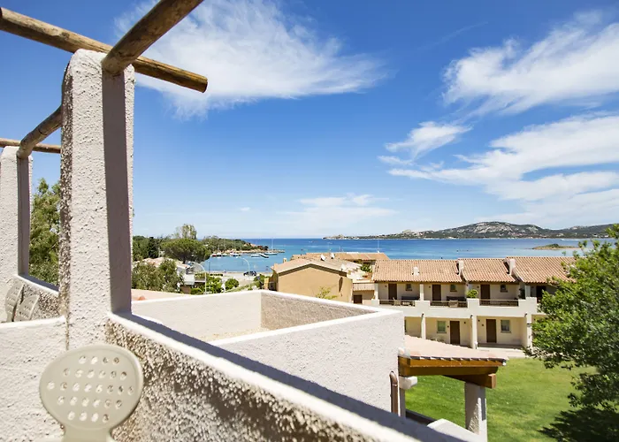Blu Laconia Village