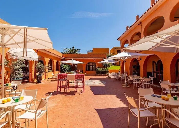 Blu Laconia Village 4* Cannigione