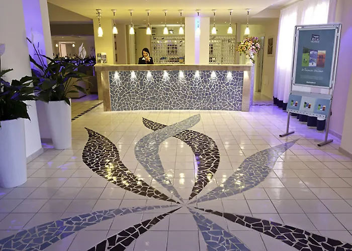 Blu Laconia Village 4*