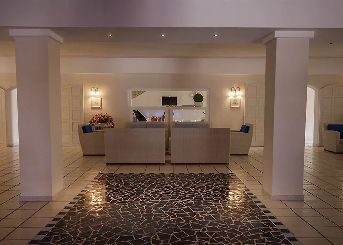 Hotel Blu Laconia Village