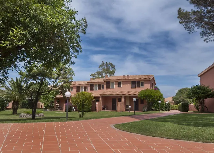 Blu Laconia Village 4* Cannigione