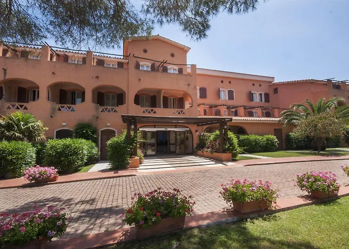 Hotel Blu Laconia Village 4*